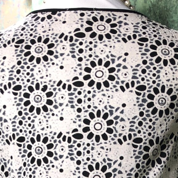 📌 Beige by eci Work to Weekend Ready Rayon Mix Lace Optic Sleeveless Dress - Picture 4 of 15